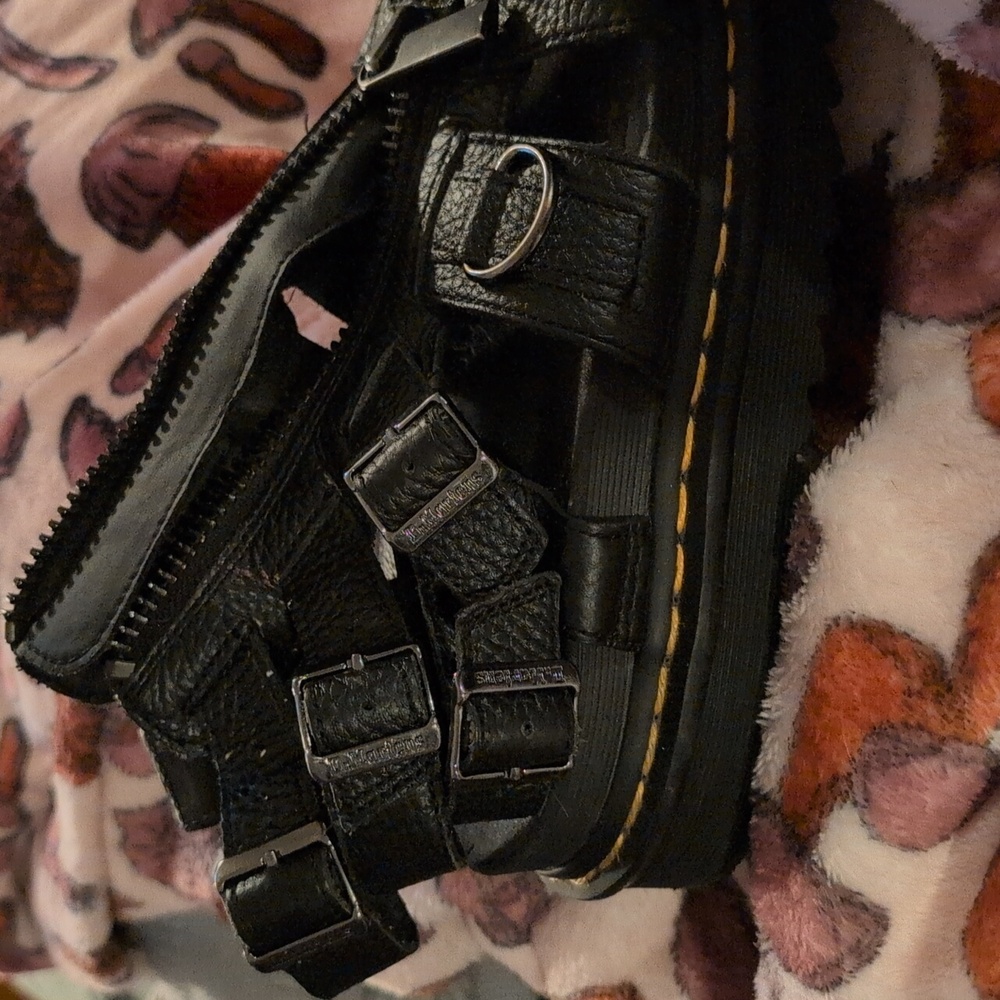 Dr. Martens Gladiator Sandals Olson - Picture 10 of 16